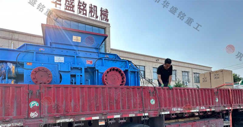 華盛銘廠家的對輥制砂機怎么樣？市場價一臺多少錢？
